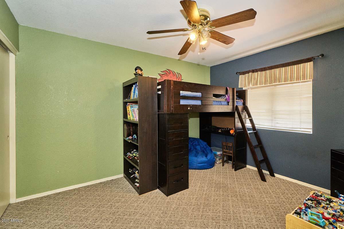 497 West Smoke Tree Road Gilbert, AZ 85233 - Photo 20 of 31 3rd Bedroom