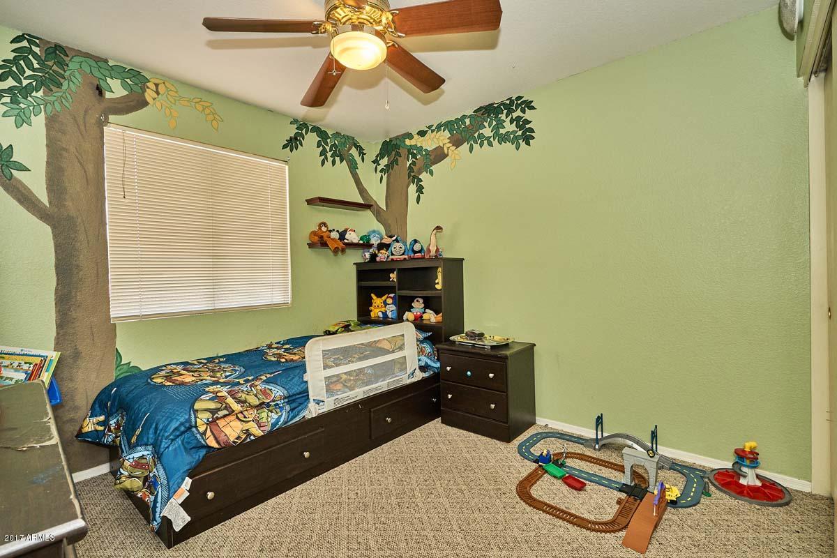 497 West Smoke Tree Road Gilbert, AZ 85233 - Photo 21 of 31 4th Bedroom