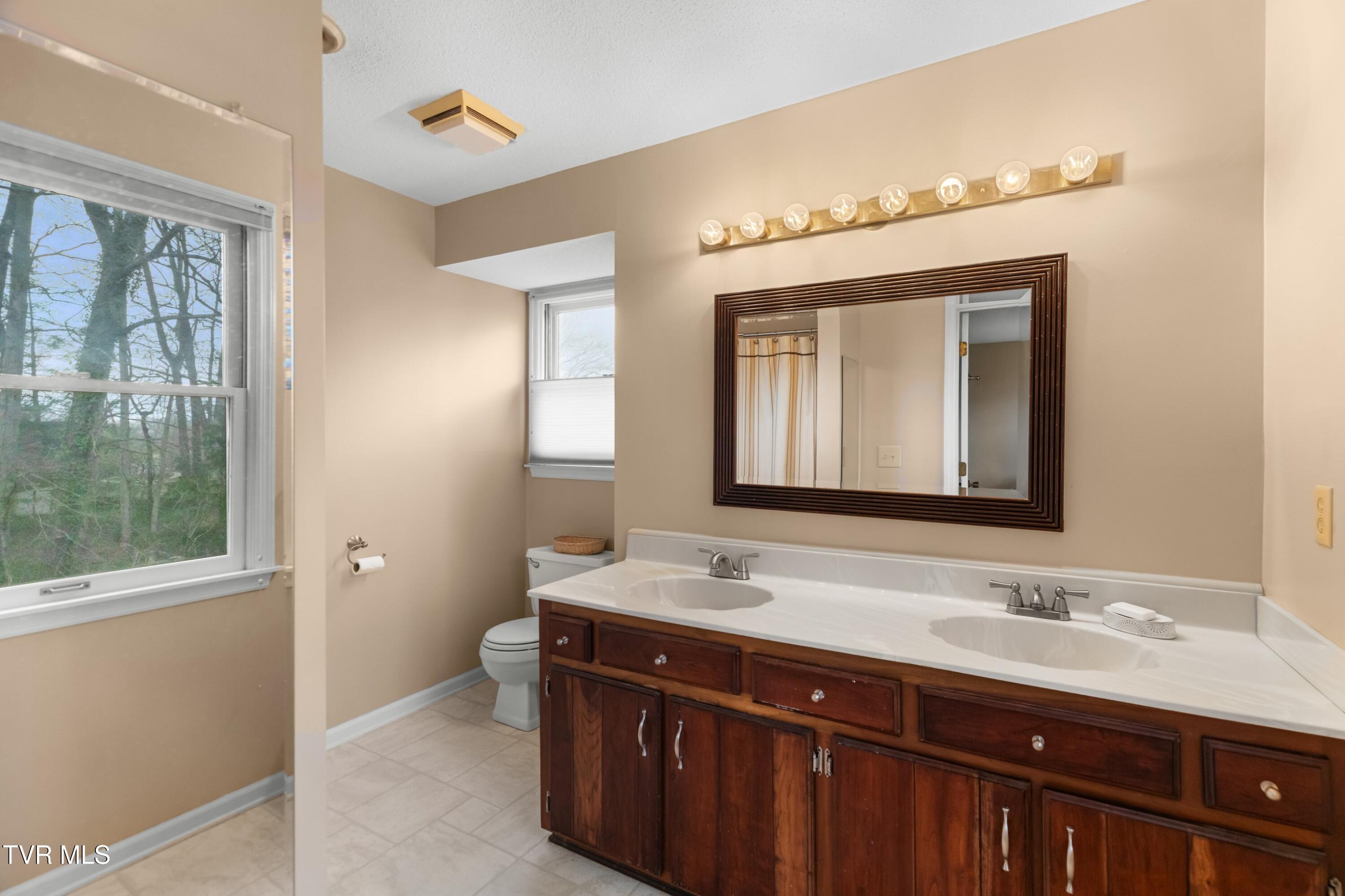 1204 Rambling Court Greeneville, TN 37743 - Photo 27 of 54 023-1204RamblingCourt-Greeneville-TN-377