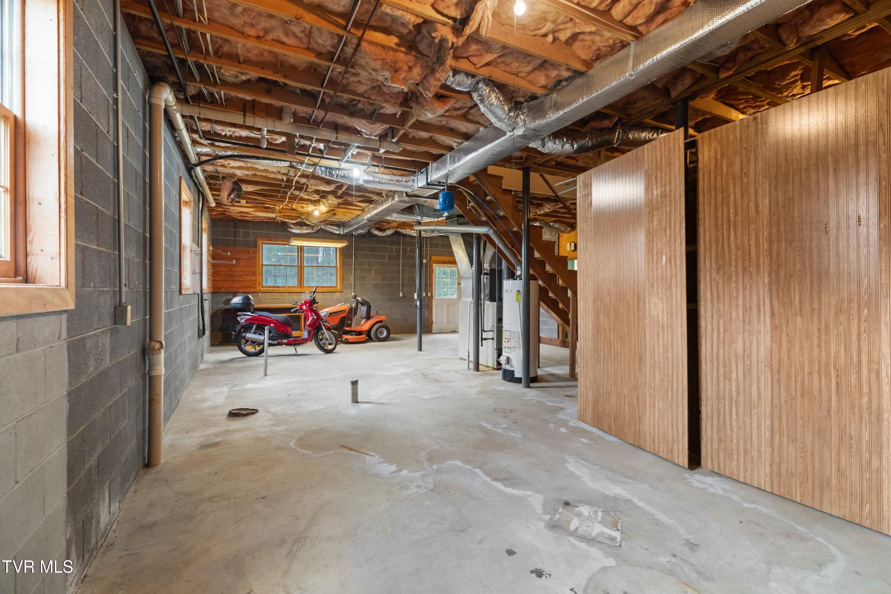 1204 Rambling Court Greeneville, TN 37743 - Photo 37 of 54 033-1204RamblingCourt-Greeneville-TN-377