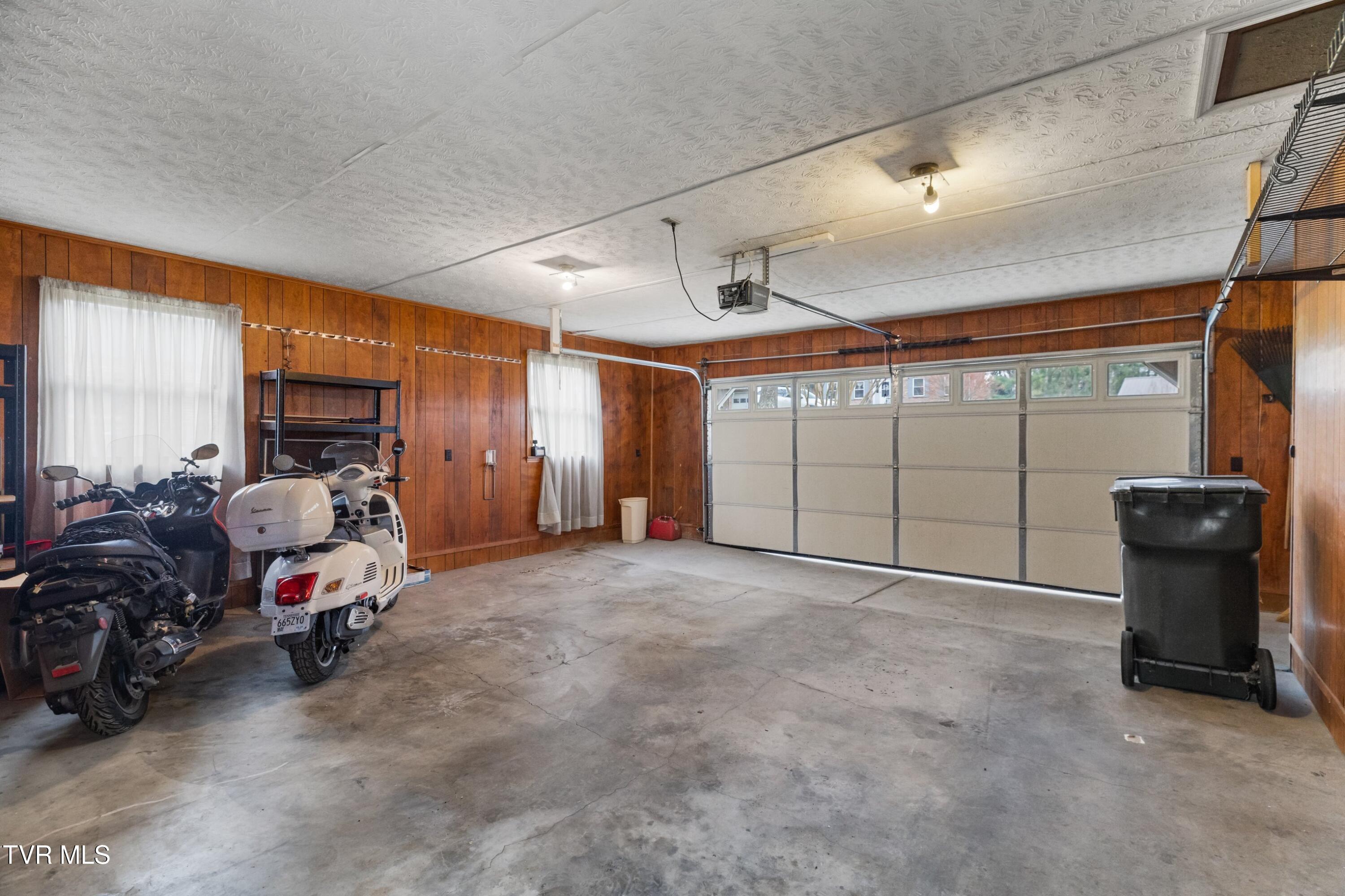 1204 Rambling Court Greeneville, TN 37743 - Photo 43 of 54 039-1204RamblingCourt-Greeneville-TN-377