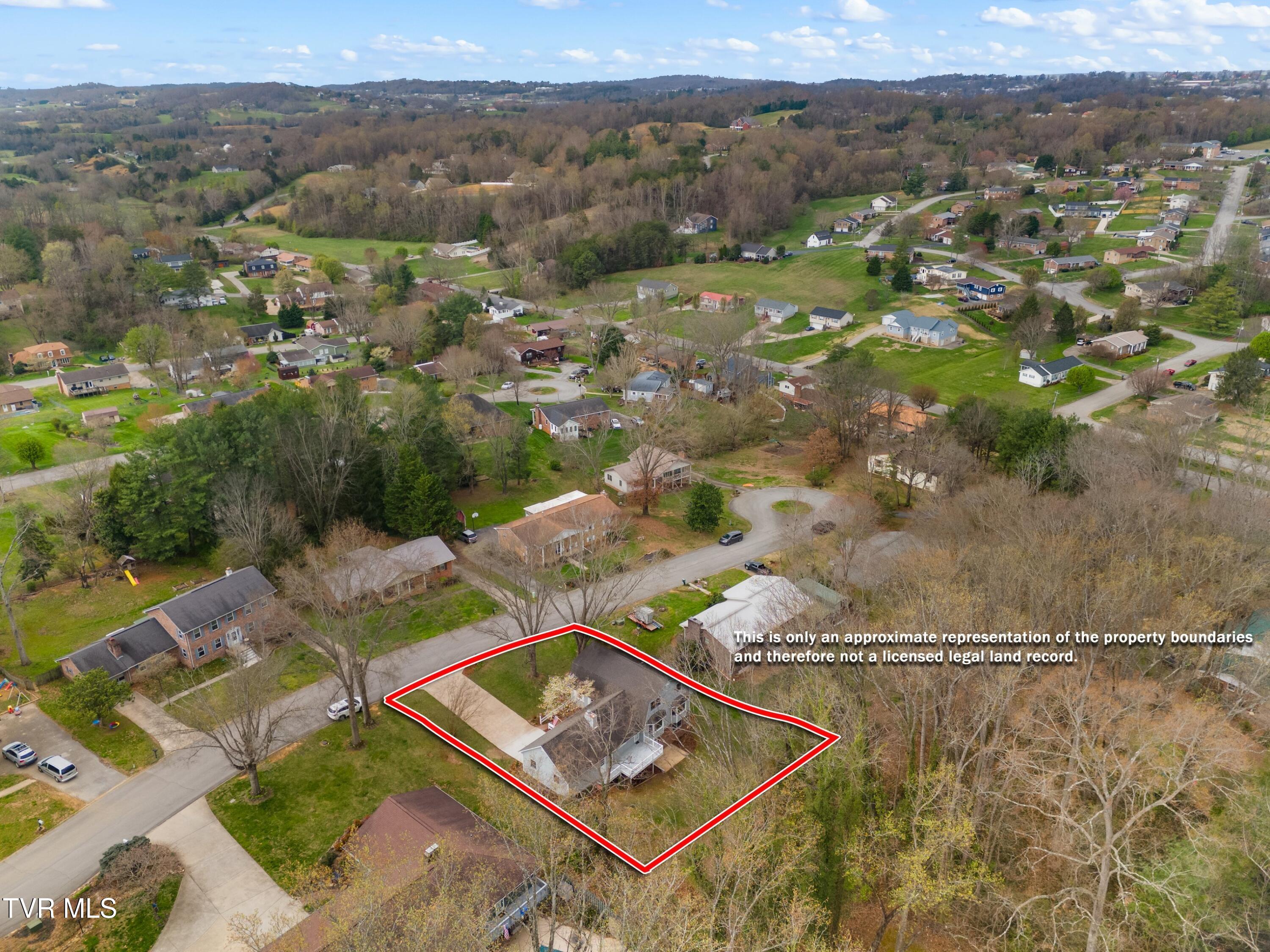 1204 Rambling Court Greeneville, TN 37743 - Photo 5 of 54 005-1204RamblingCourt-Greeneville-TN-377