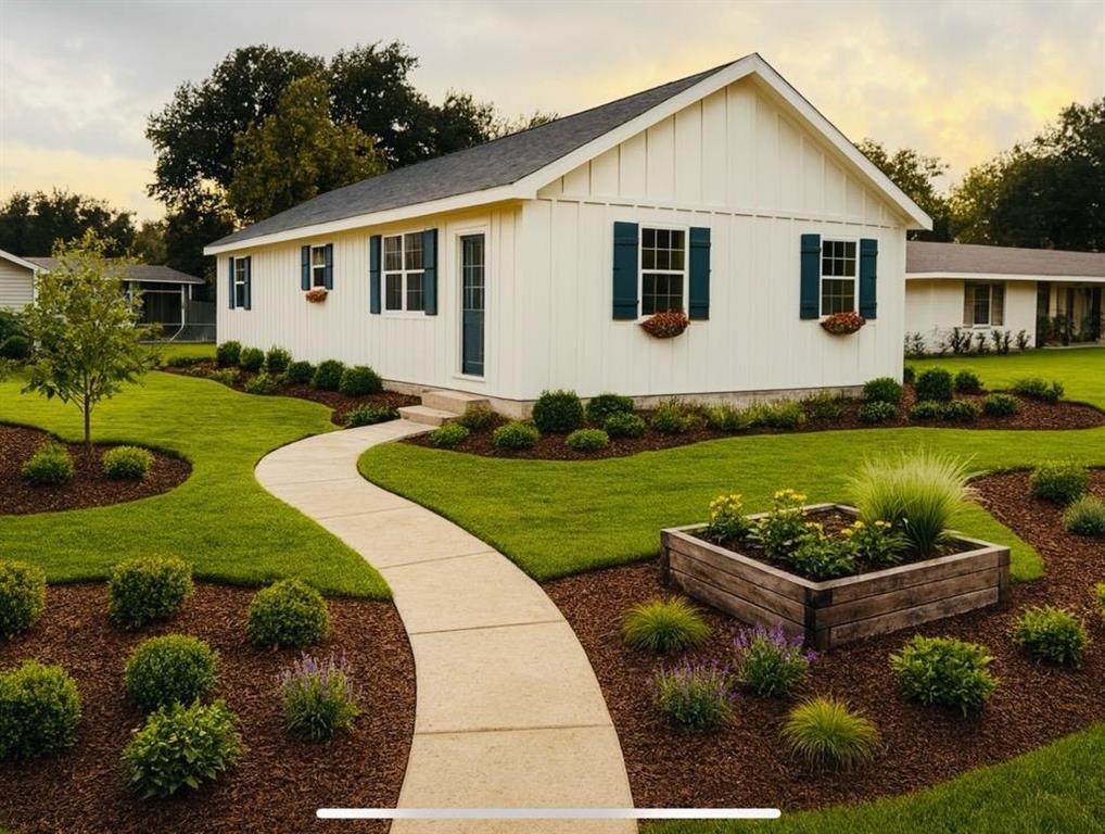 401 Glover Street Lake Charles, LA 70605 - Photo 1 of 6 Picture has been modified to show landscaping plans