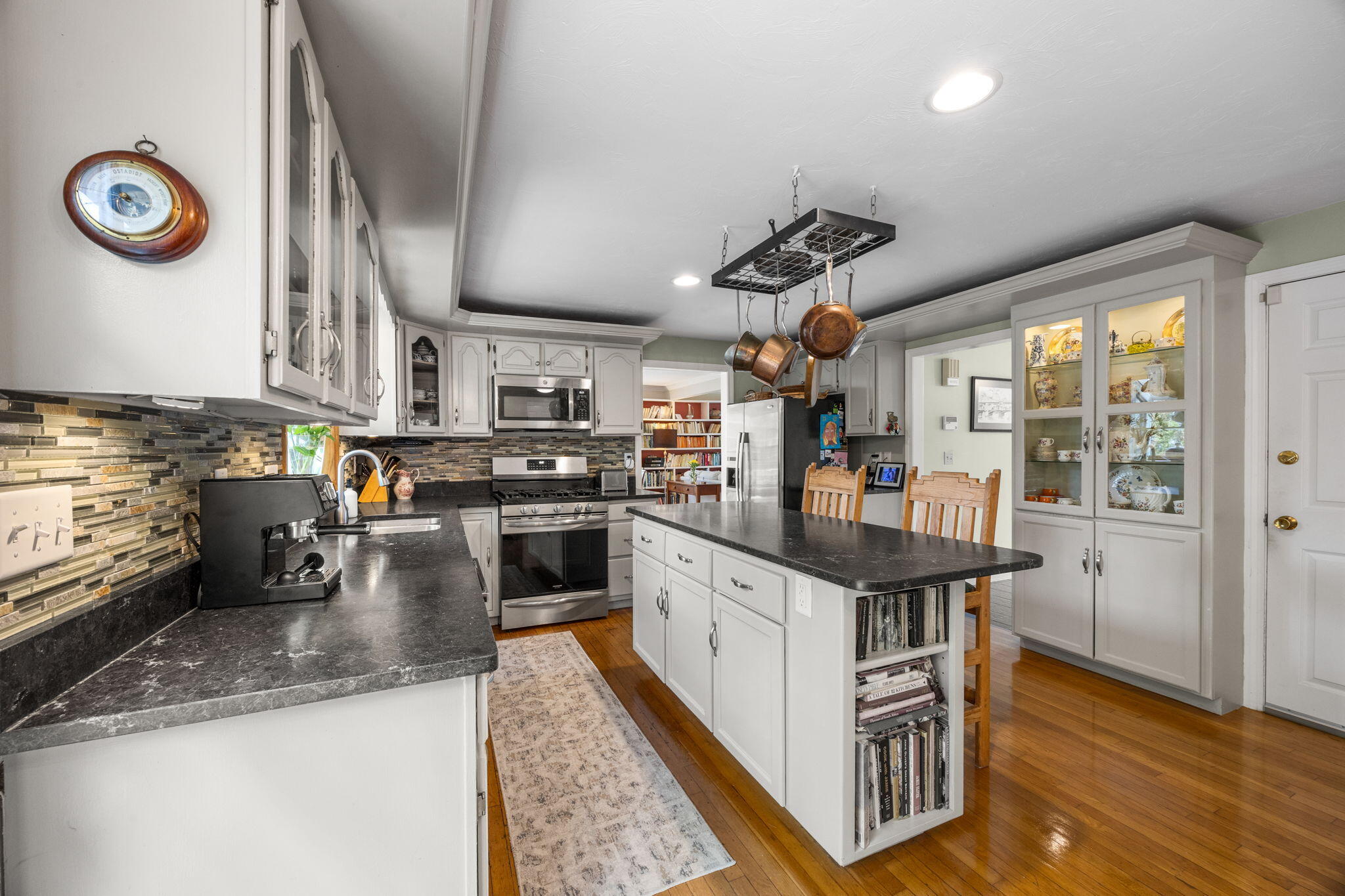 1120 Shore Road Pocasset, MA 02559 - Photo 32 of 93 26-web-or-mls-1120-shore-rd