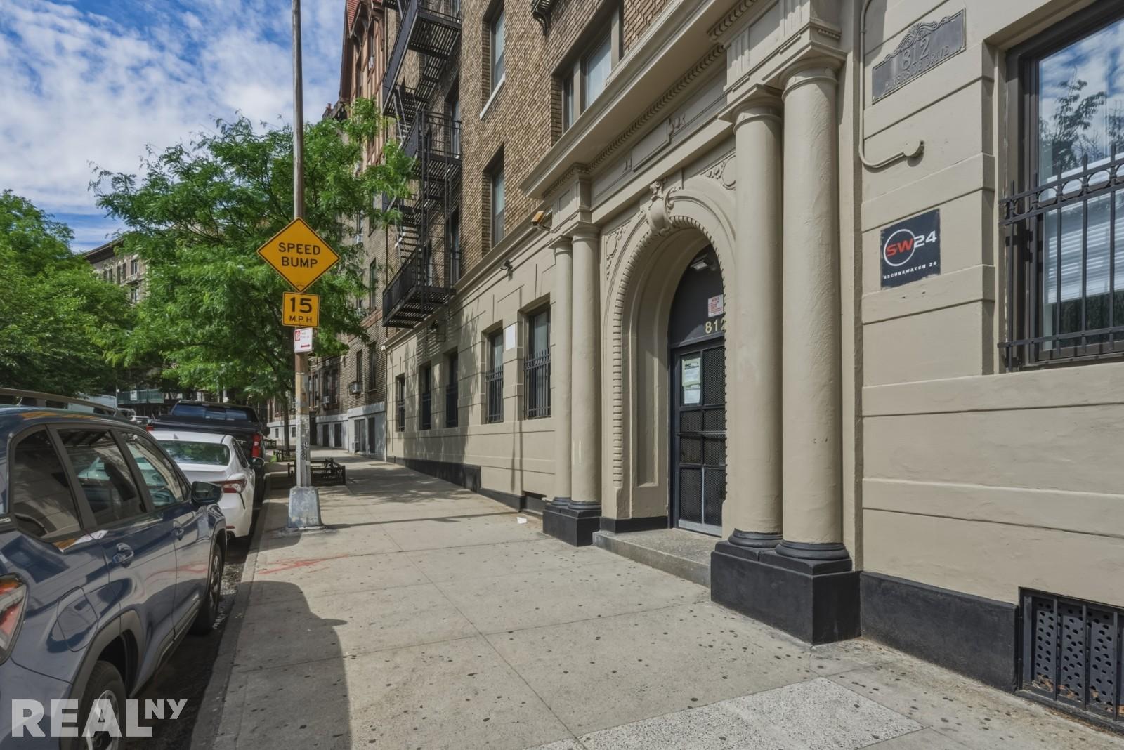 812 Riverside Drive, Unit 1 Manhattan, NY 10032 - Photo 15 of 16 Photo 16