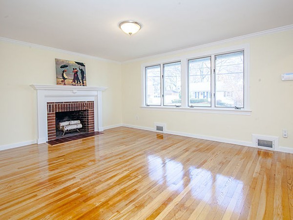 303 Florence Road Waltham, MA 02453 - Photo 8 of 24 Gallery Image 8
