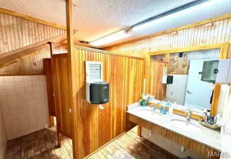 $1,999,000 | 3492 Camp Keown Road, Holts Summit, MO 65043