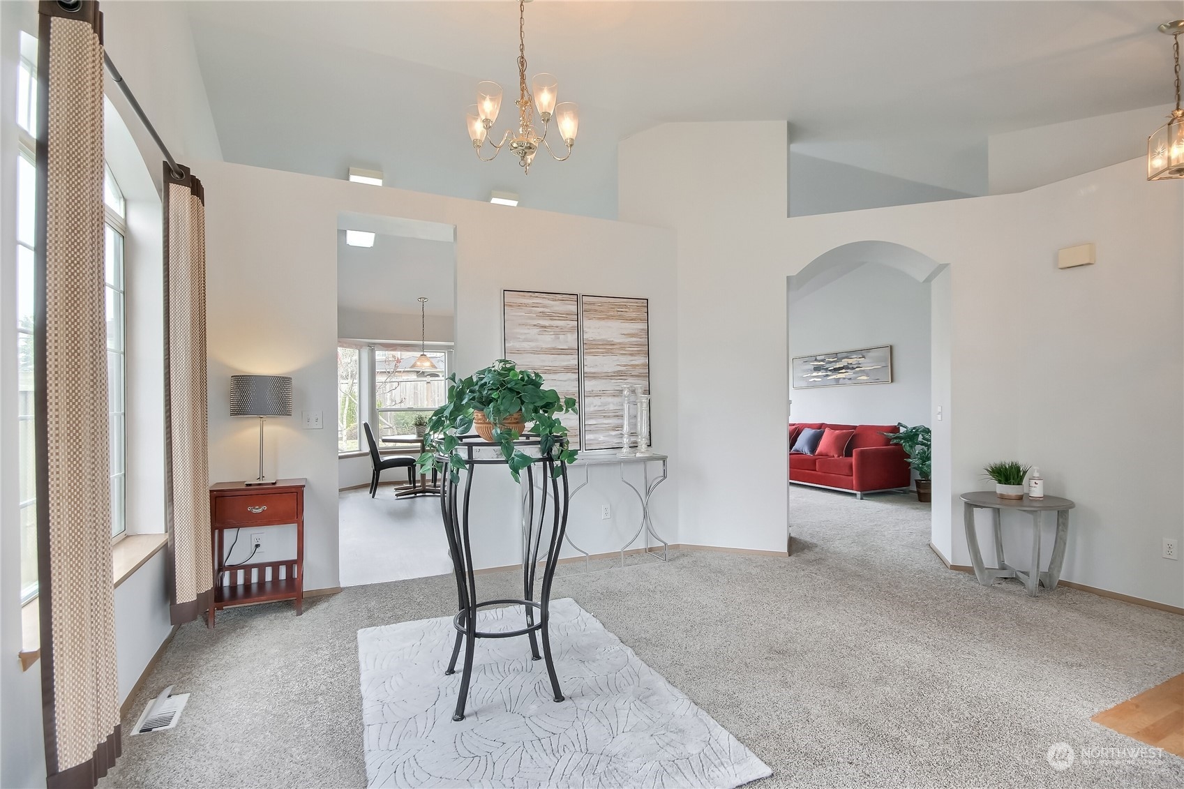 1824 Southwest 331st Place Federal Way, WA 98023 - Photo 9 of 40 Gallery Image 9