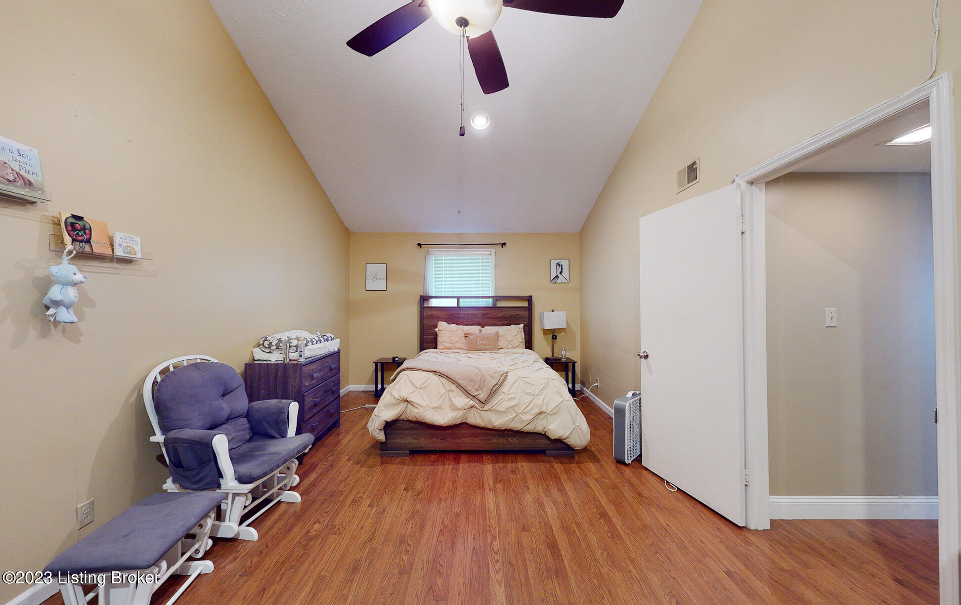 4914 Raven Road Louisville, KY 40213 - Photo 17 of 36 4914-Raven-Rd_031