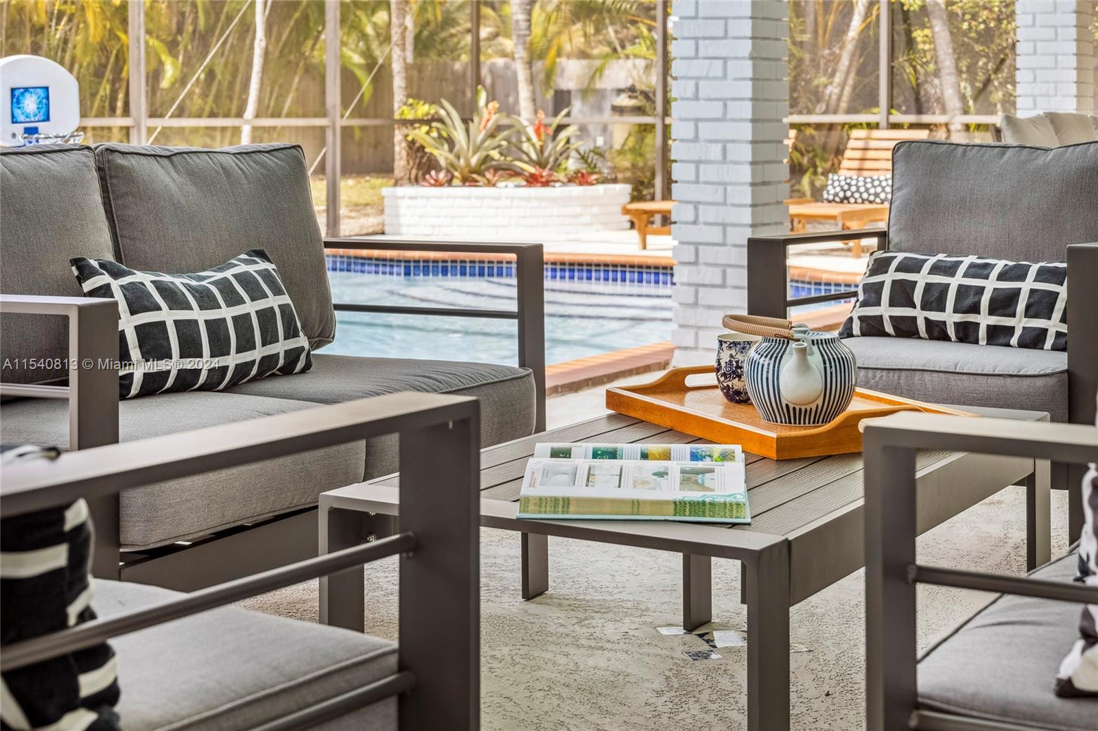 10130 Southwest 70th Avenue Pinecrest, FL 33156 - Photo 50 of 75