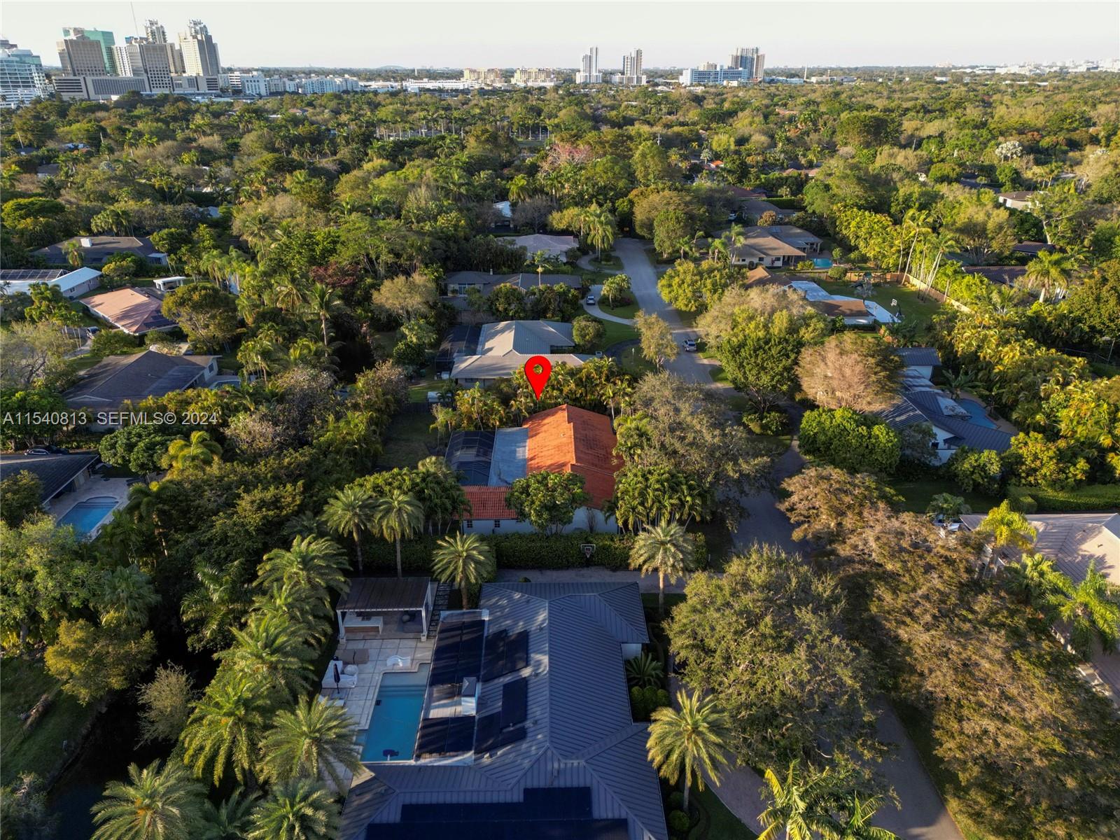 10130 Southwest 70th Avenue Pinecrest, FL 33156 - Photo 69 of 75 an aerial view of multiple house