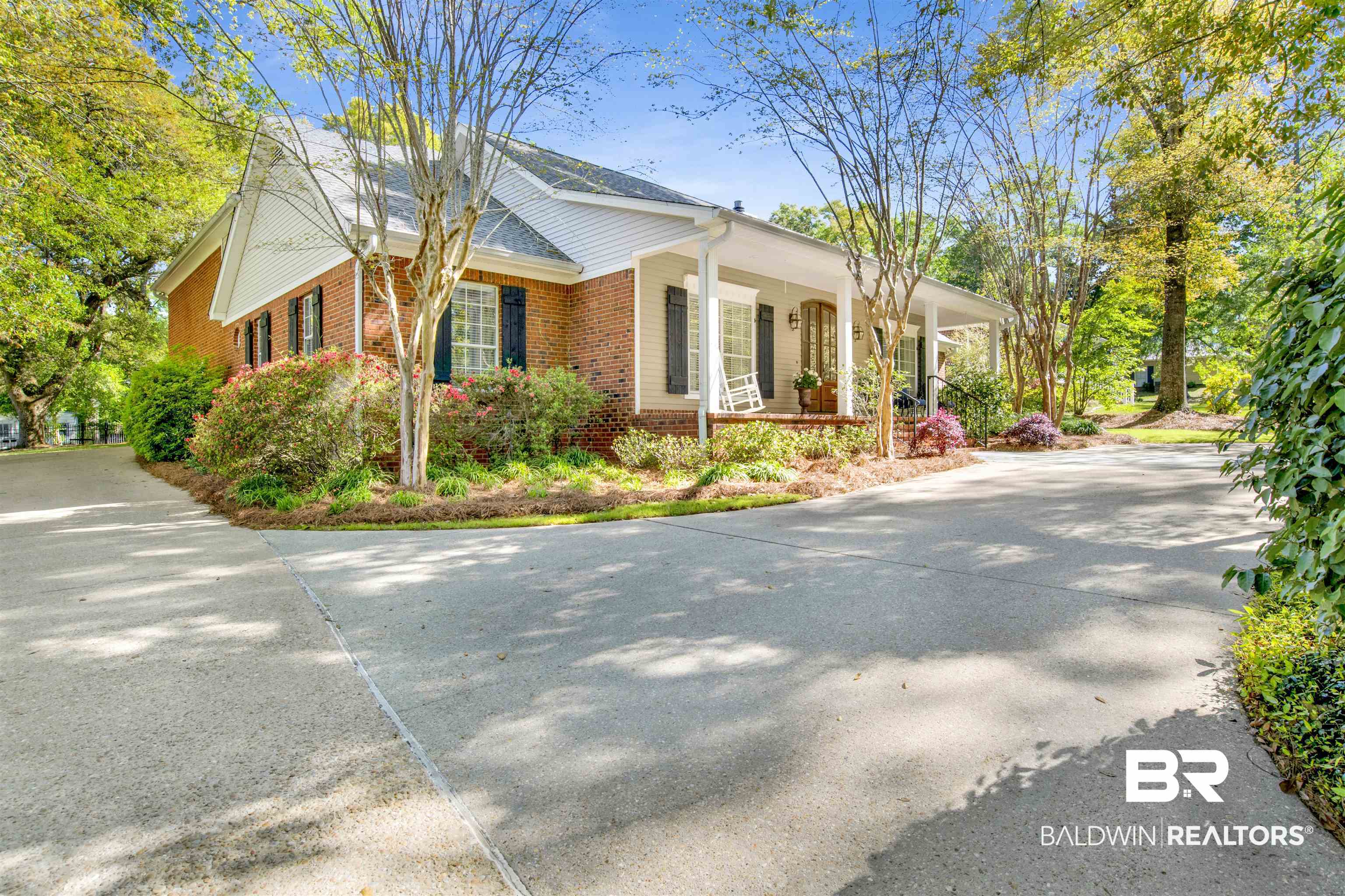 607 Maxwell Avenue Daphne, AL 36526 - Photo 4 of 43