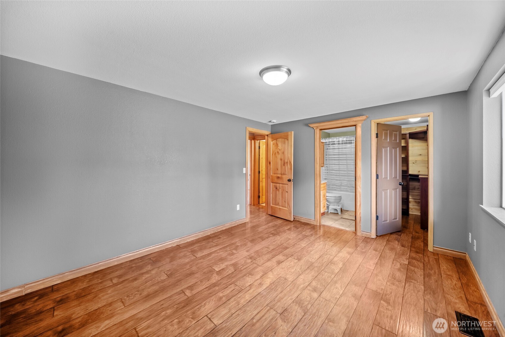 5921 184th Lane Southwest Rochester, WA 98579 - Photo 15 of 38