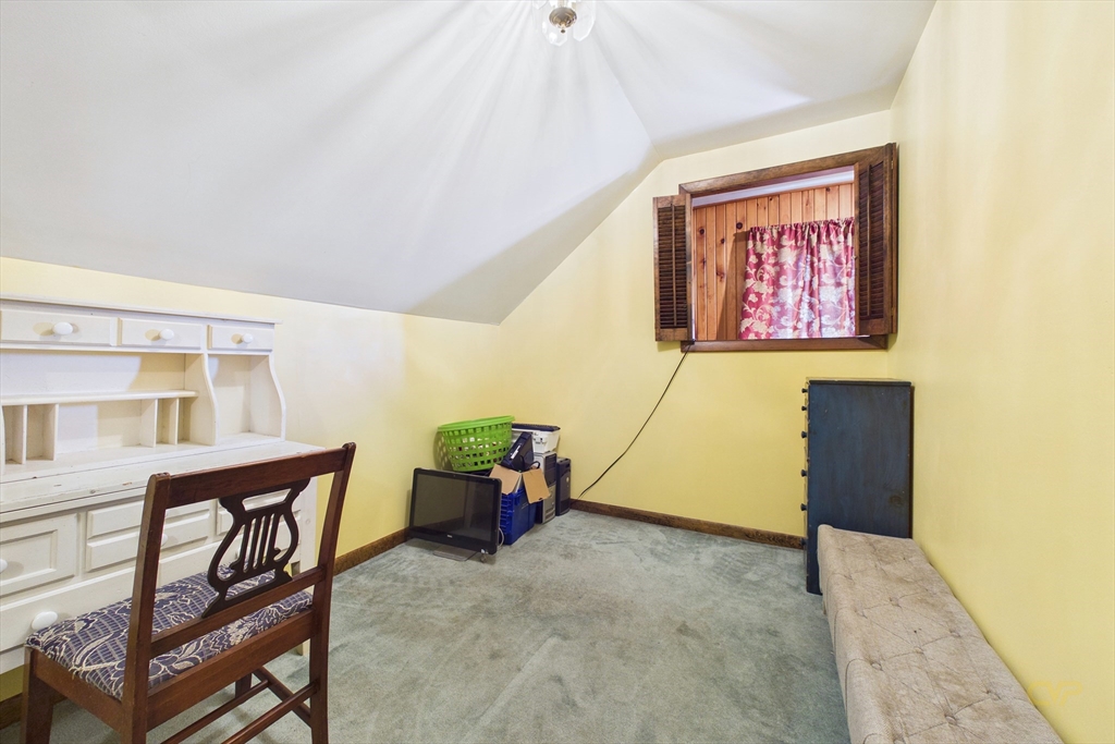 7 Wayne Street Fairhaven, MA 02719 - Photo 22 of 29