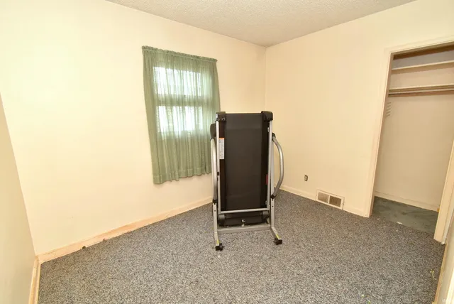 $165,000 | 308 East Ray Street, Kentland, IN 47951