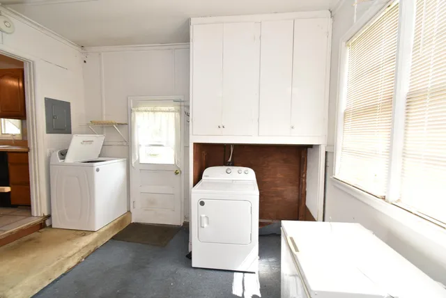 $165,000 | 308 East Ray Street, Kentland, IN 47951