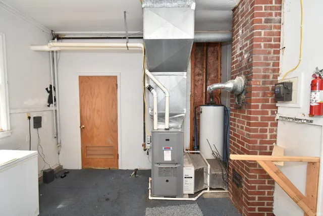 $165,000 | 308 East Ray Street, Kentland, IN 47951