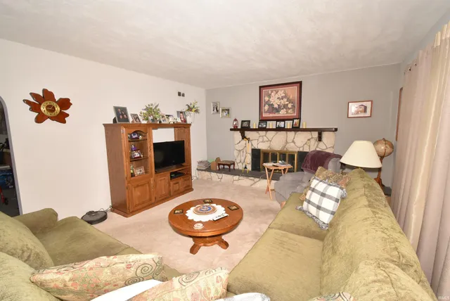 $165,000 | 308 East Ray Street, Kentland, IN 47951