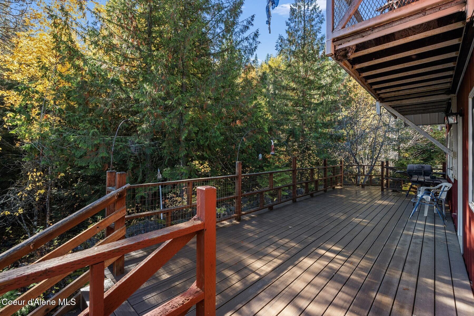 6684 Upper Pack River Road Sandpoint, ID 83864 - Photo 34 of 44 Trex Deck