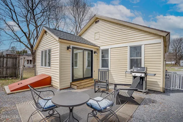 $344,900 | 8 John Street, Greenwich, NY 12834