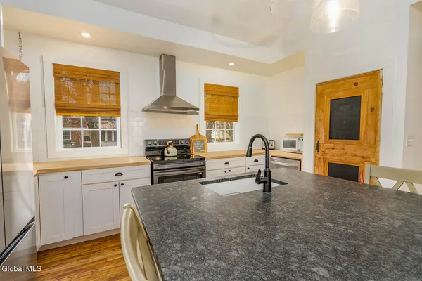 $344,900 | 8 John Street, Greenwich, NY 12834