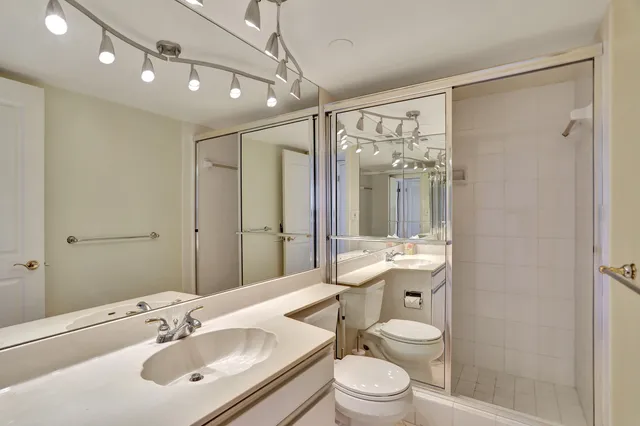 $4,200 | 1021 Hillsboro Mile, Unit 1108, Pompano Beach, FL 33062