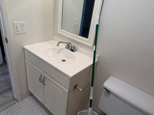 $86,000 | 400 Village Green Circle West, Unit 304, Palm Springs, FL 33461