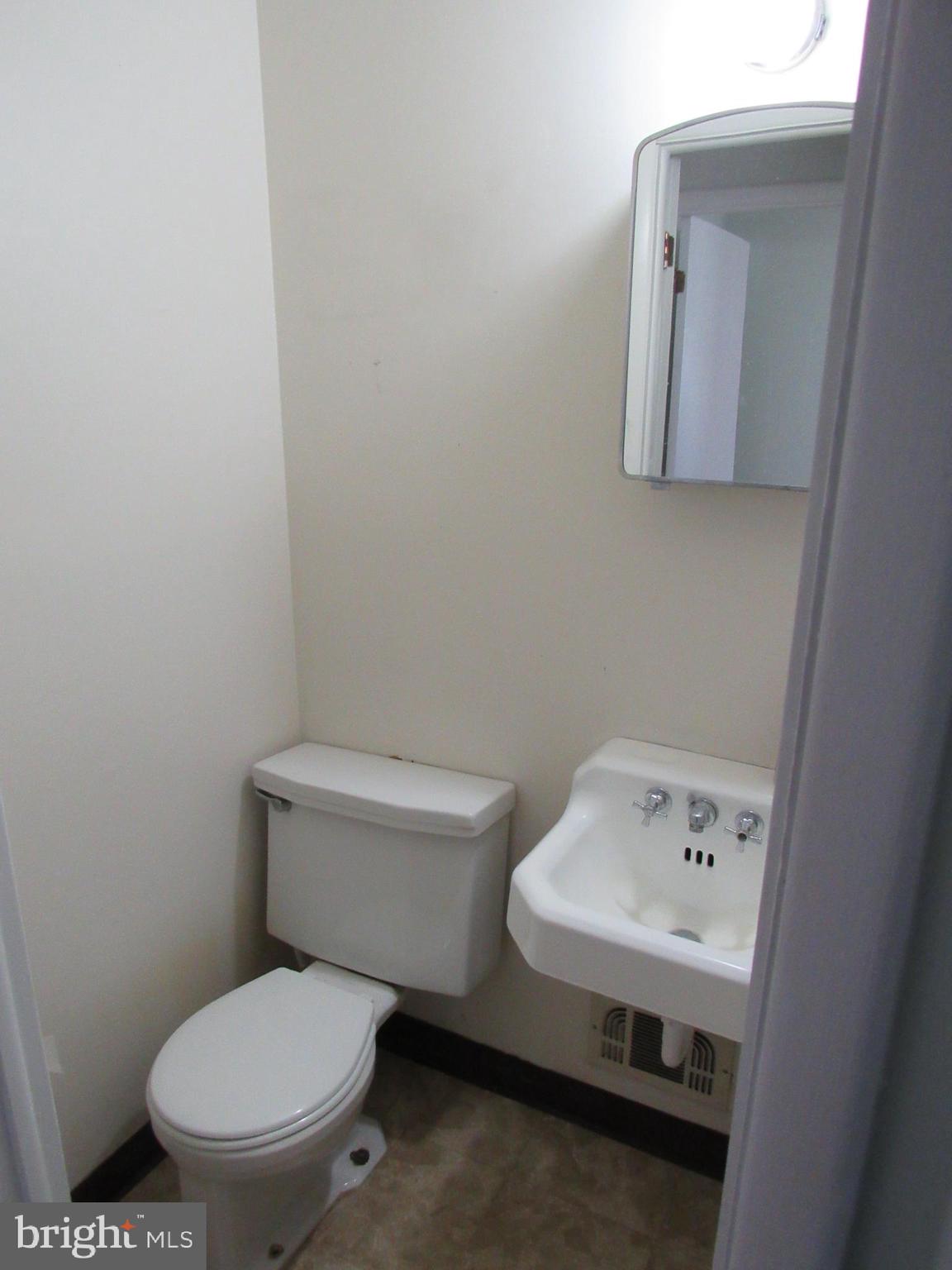 1248 Roundtop Road Odenton, MD 21113 - Photo 13 of 20 Half Bath