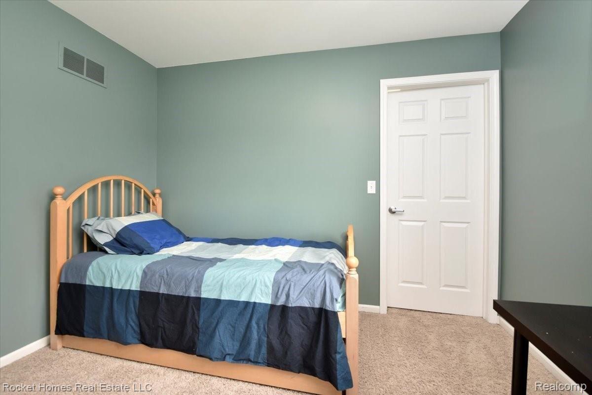 42691 Proctor Road Canton, MI 48188 - Photo 32 of 47 32-Bedroom.jpg