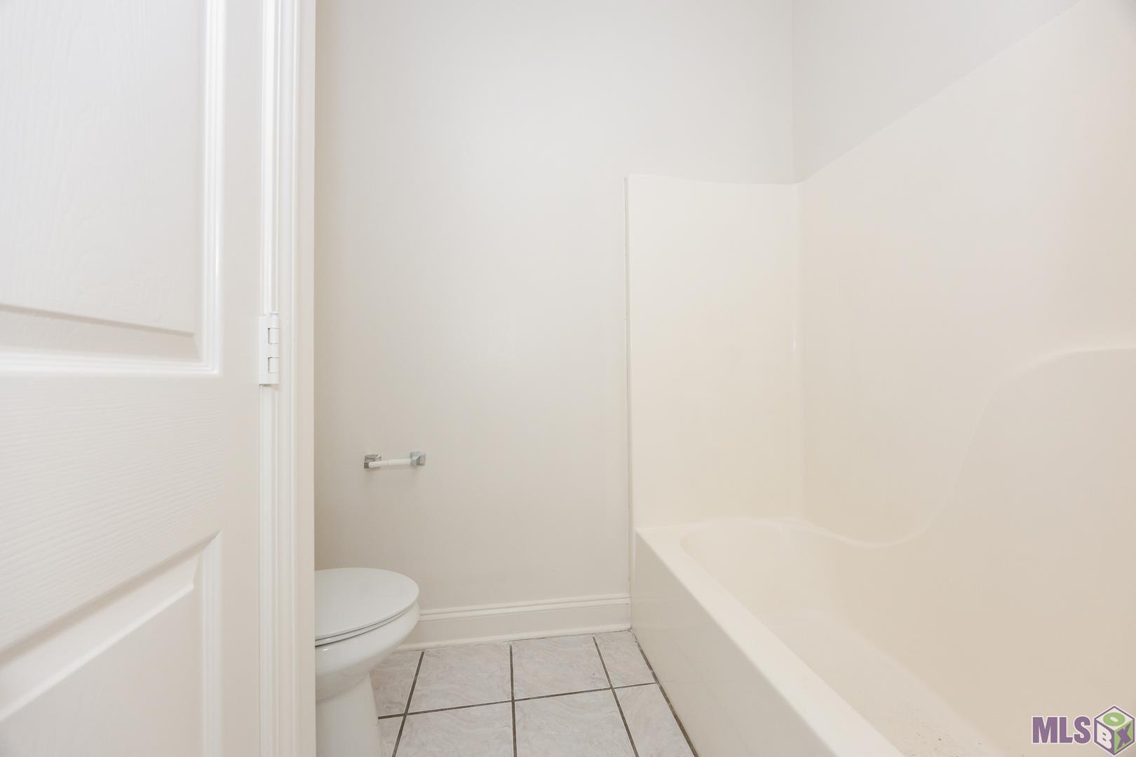 9540 Lindale Avenue, Unit A Baton Rouge, LA 70815 - Photo 16 of 24