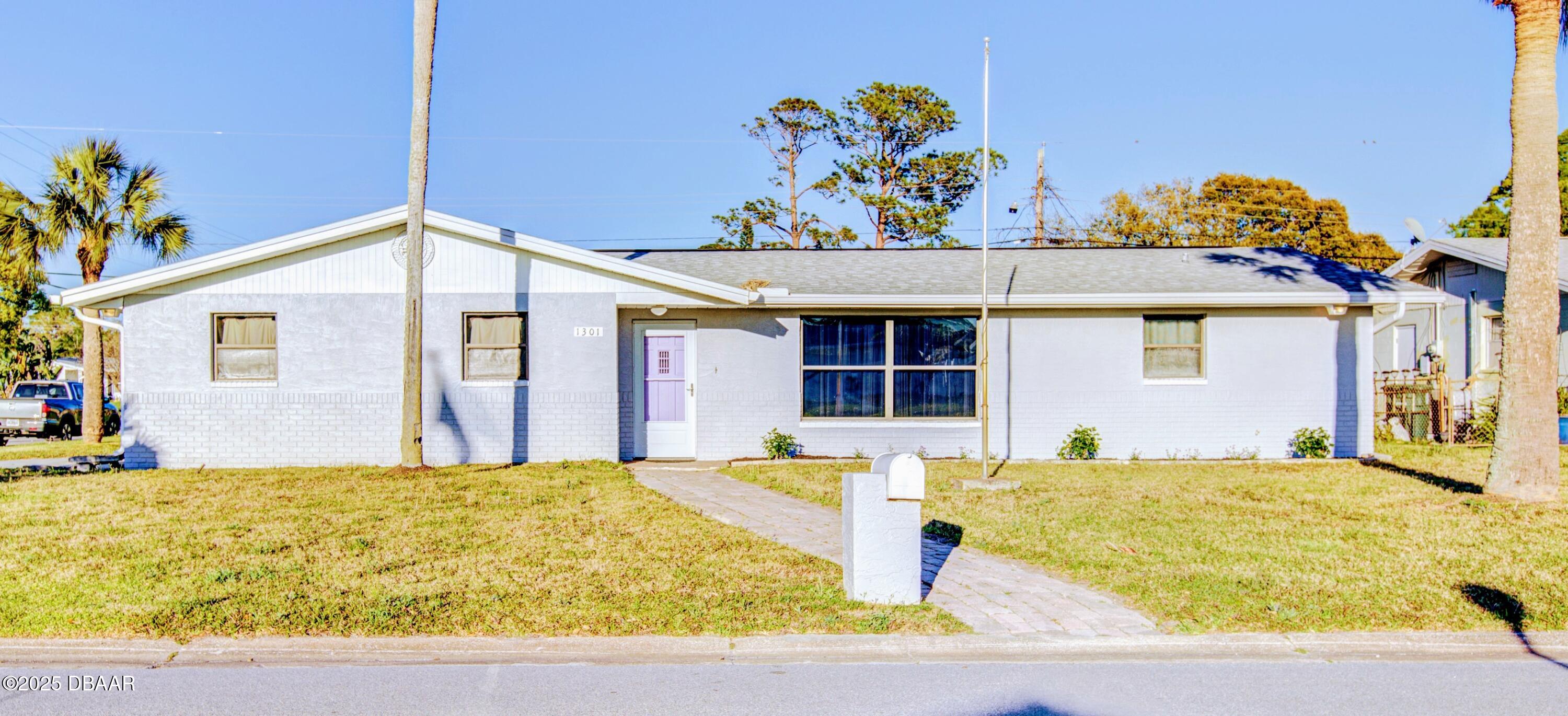 1301 Suwanee Road Daytona Beach, FL 32114 - Photo 1 of 14 4368_3