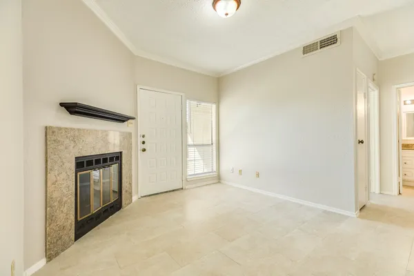 $1,250 | 921 Marine Street, Unit 226, Galveston, TX 77550