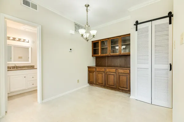 $1,250 | 921 Marine Street, Unit 226, Galveston, TX 77550
