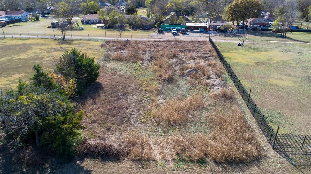 20 South Lancaster Hutchins Road Lancaster, TX 75146 - Photo 3 of 14