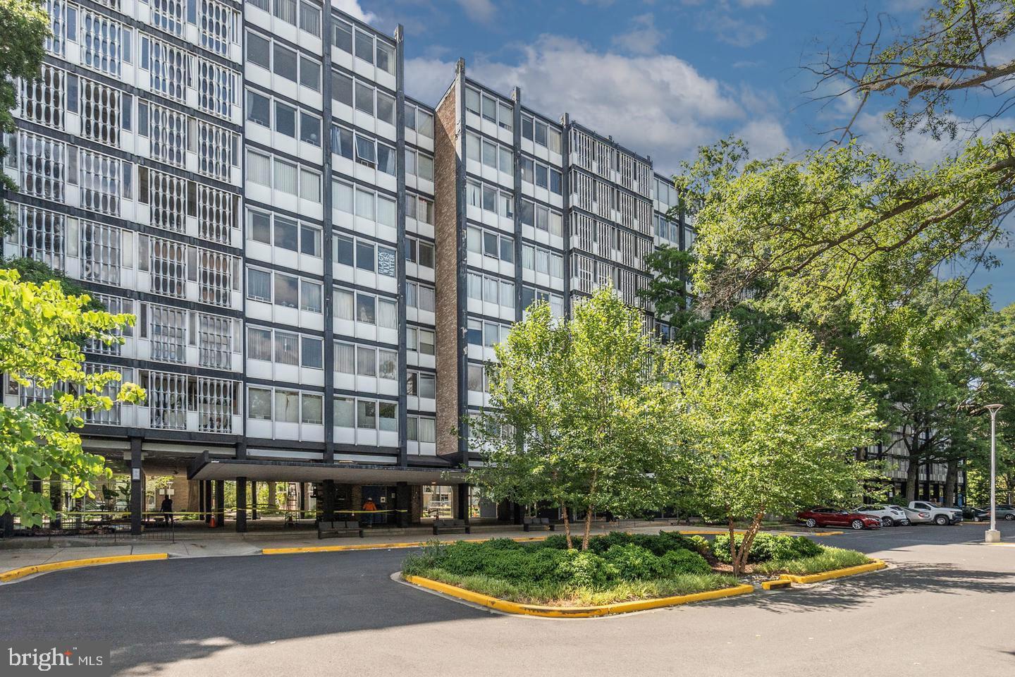 1311 Delaware Avenue Southwest, Unit S330 Washington, DC 20024 - Photo 1 of 33