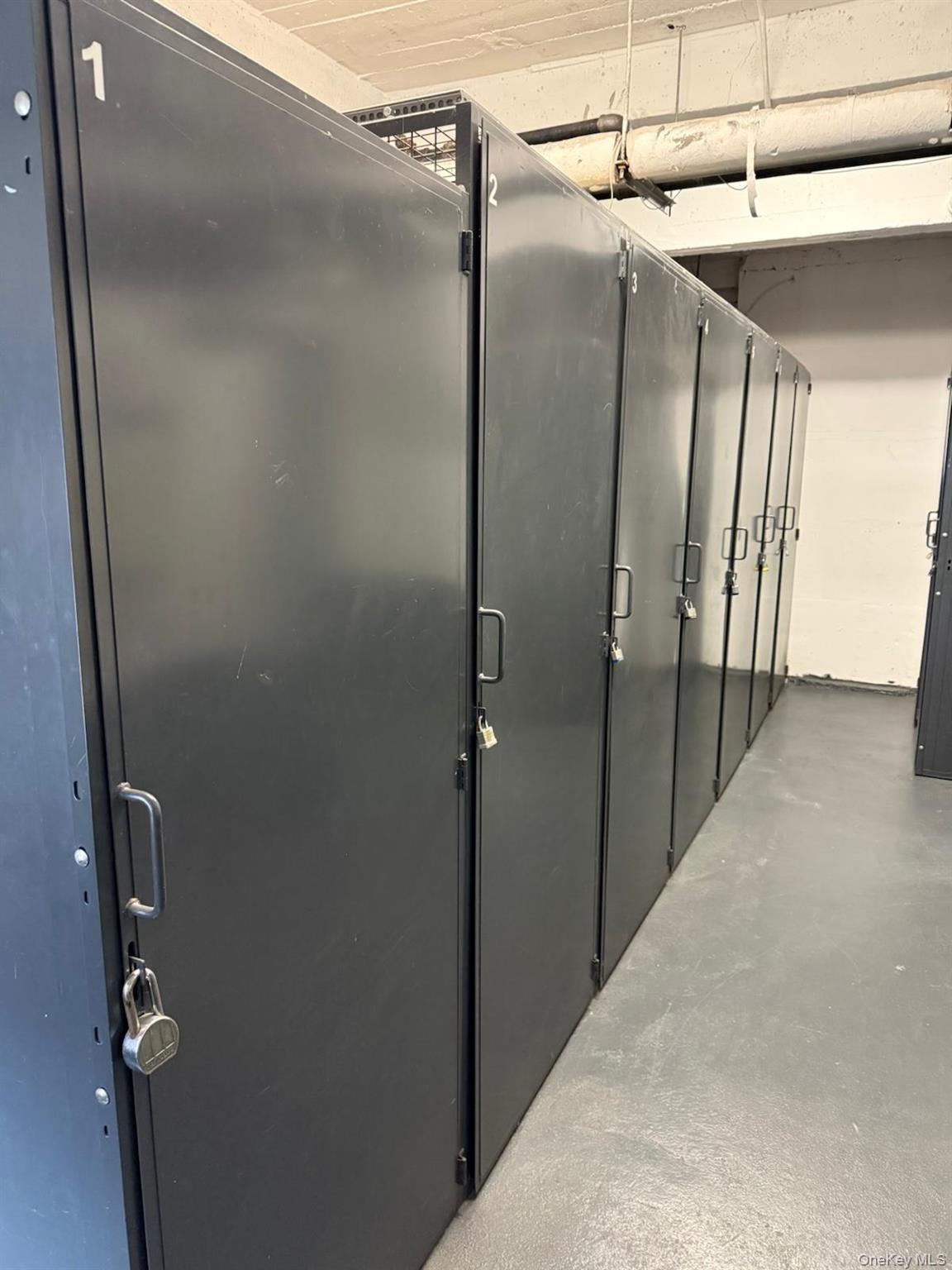 3520 Tryon Avenue, Unit 405 Bronx, NY 10467 - Photo 21 of 22 a view of a hallway