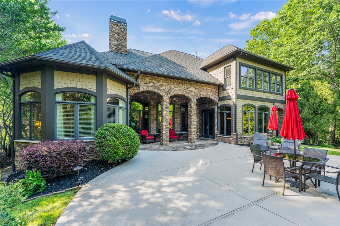 117 Summer Sweet Trail Sunset, SC 29685 - Photo 4 of 42