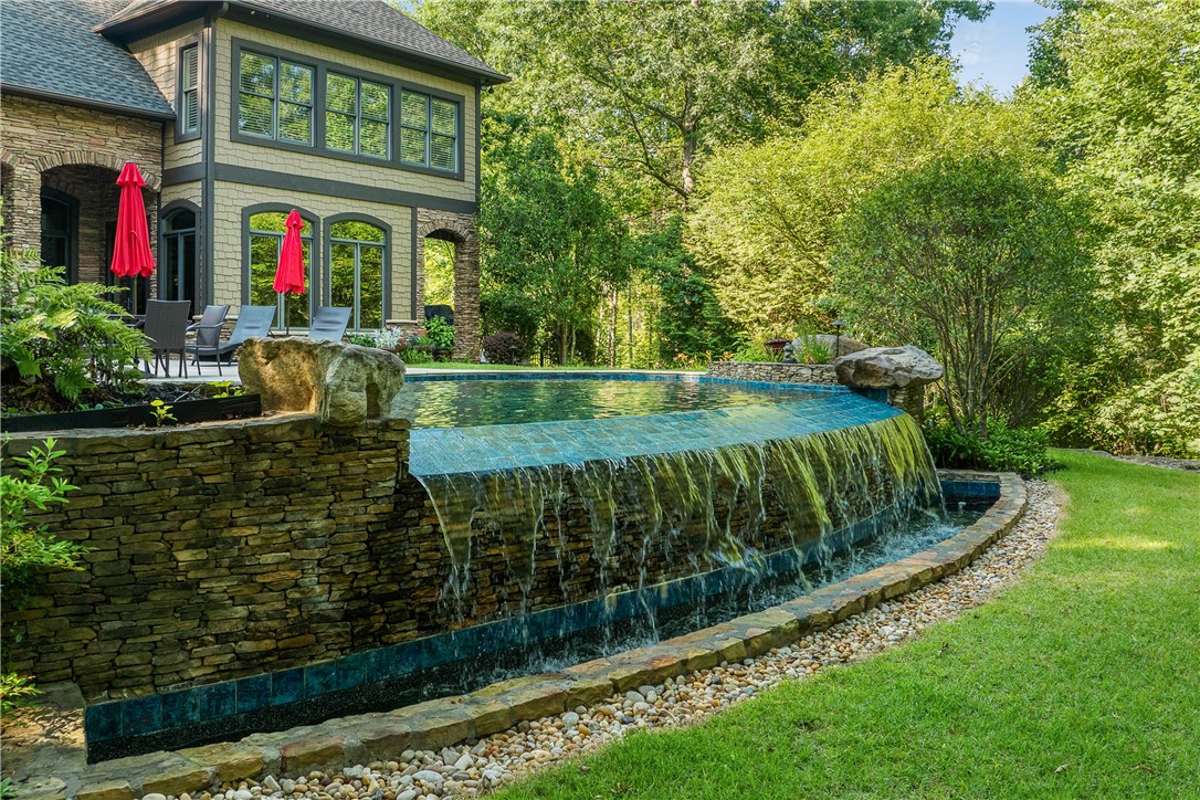 117 Summer Sweet Trail Sunset, SC 29685 - Photo 8 of 42