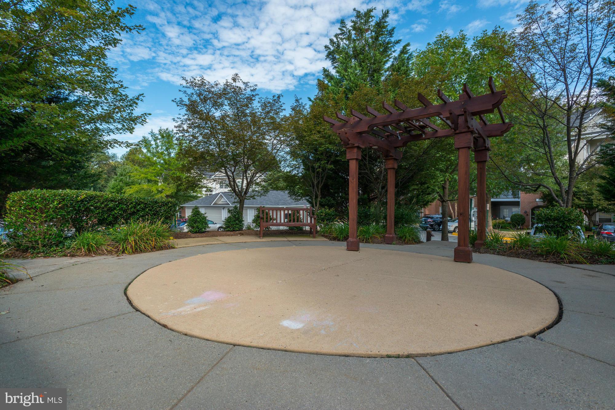 1501 North Point Drive, Unit 101 Reston, VA 20194 - Photo 21 of 30 Community