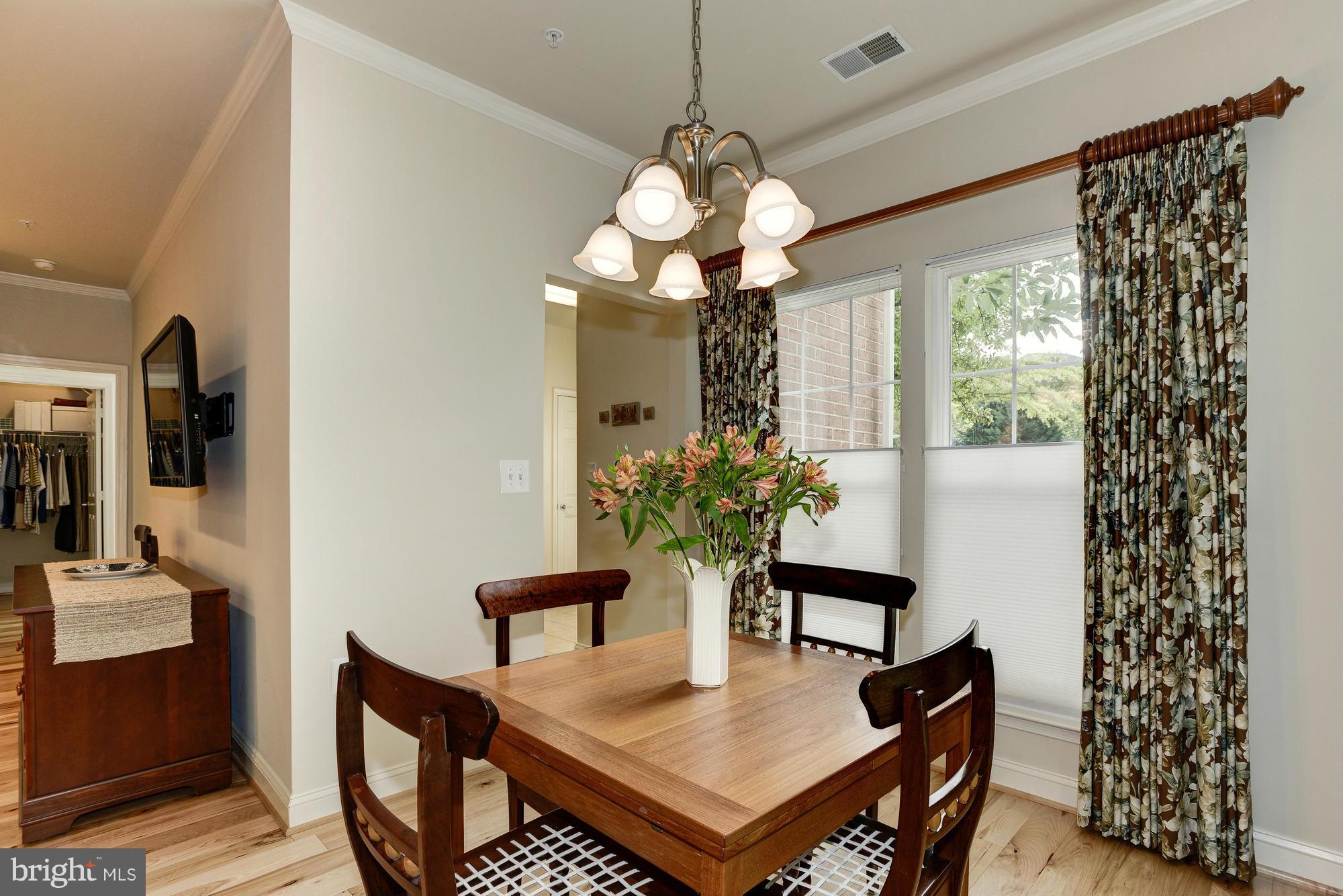 1501 North Point Drive, Unit 101 Reston, VA 20194 - Photo 7 of 30 Dining Room