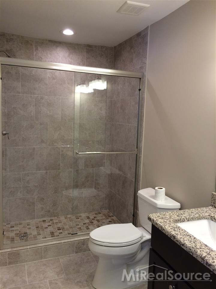 1269 Candlestick Lane, Unit 108 Rochester, MI 48306 - Photo 13 of 19