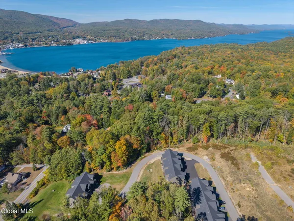 $699,000 | 24 Hill Crest Lane, Unit 7, Lake George, NY 12845