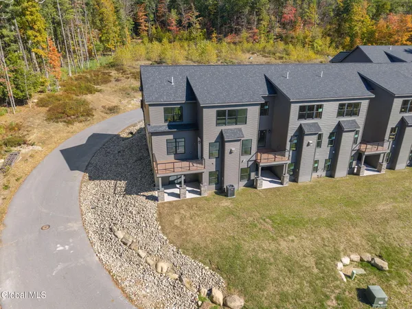 $699,000 | 24 Hill Crest Lane, Unit 7, Lake George, NY 12845