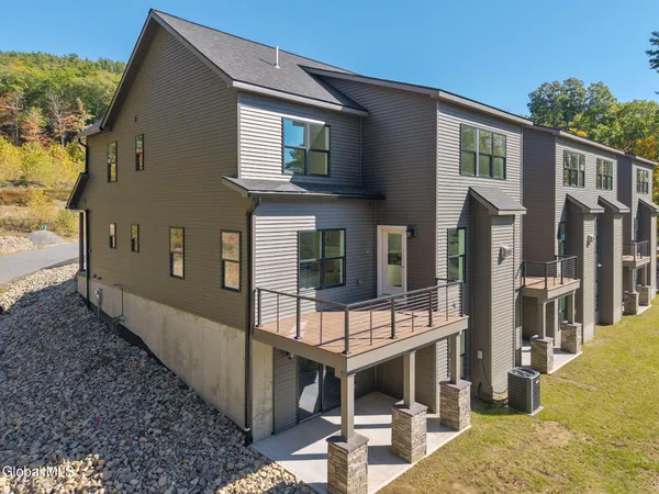 $699,000 | 24 Hill Crest Lane, Unit 7, Lake George, NY 12845