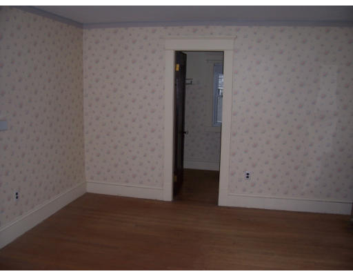 99 Amostown Road West Springfield, MA 01089 - Photo 9 of 14 Gallery Image 9
