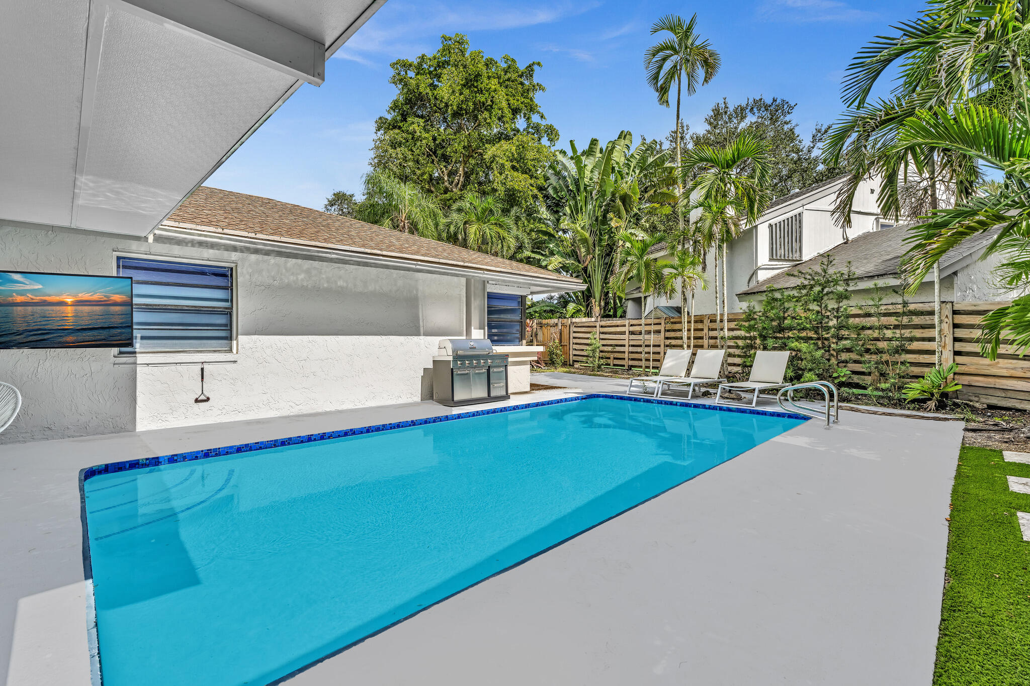 136 Greens Road Hollywood, FL 33021 - Photo 1 of 59 FPP00306