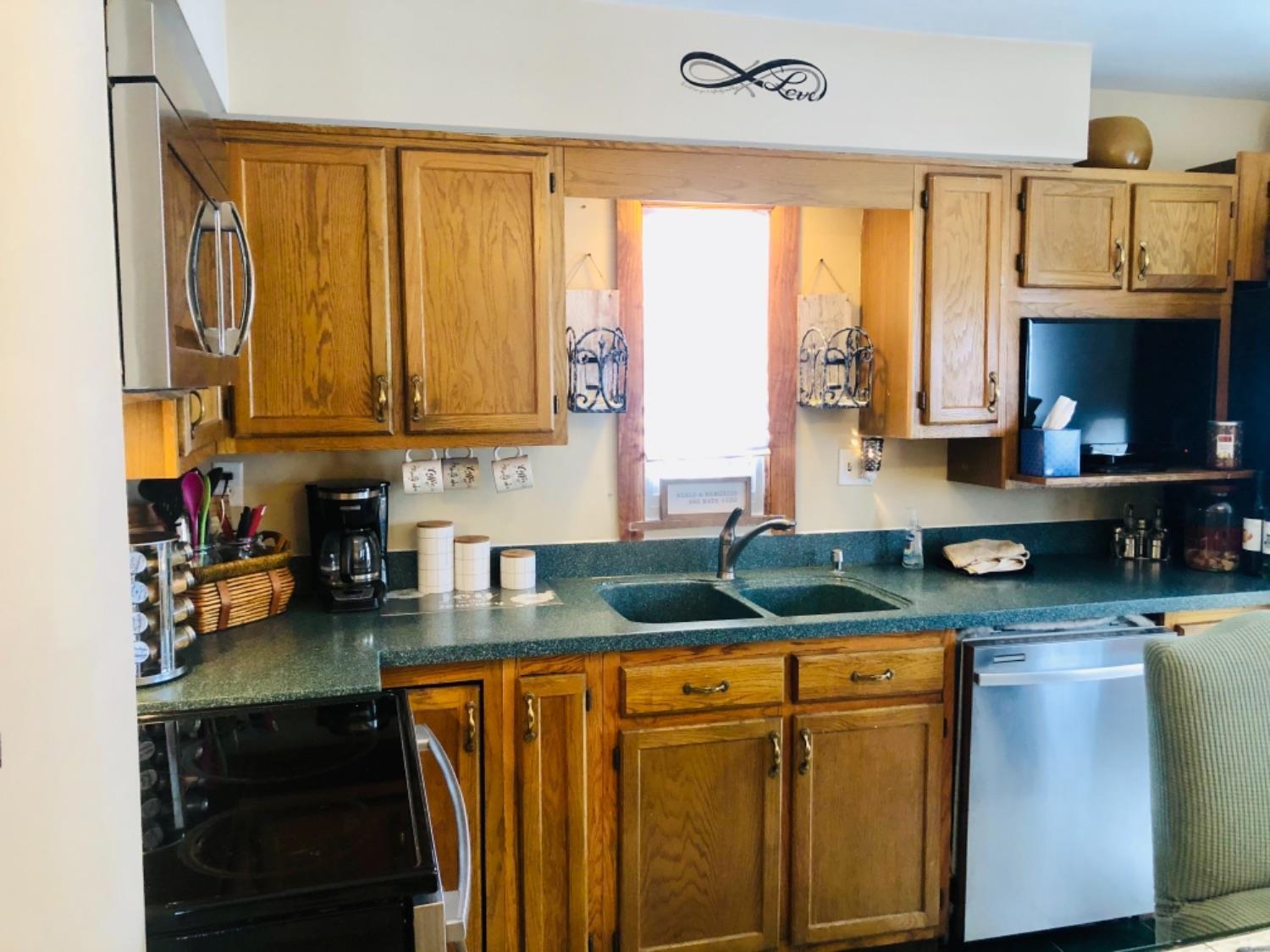 524 Roebling Road Cincinnati, OH 45238 - Photo 8 of 43