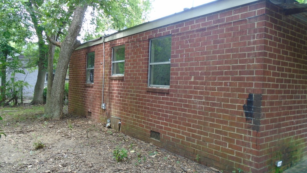 927 Brooks Road Columbus, GA 31903 - Photo 3 of 6 Gallery Image 3