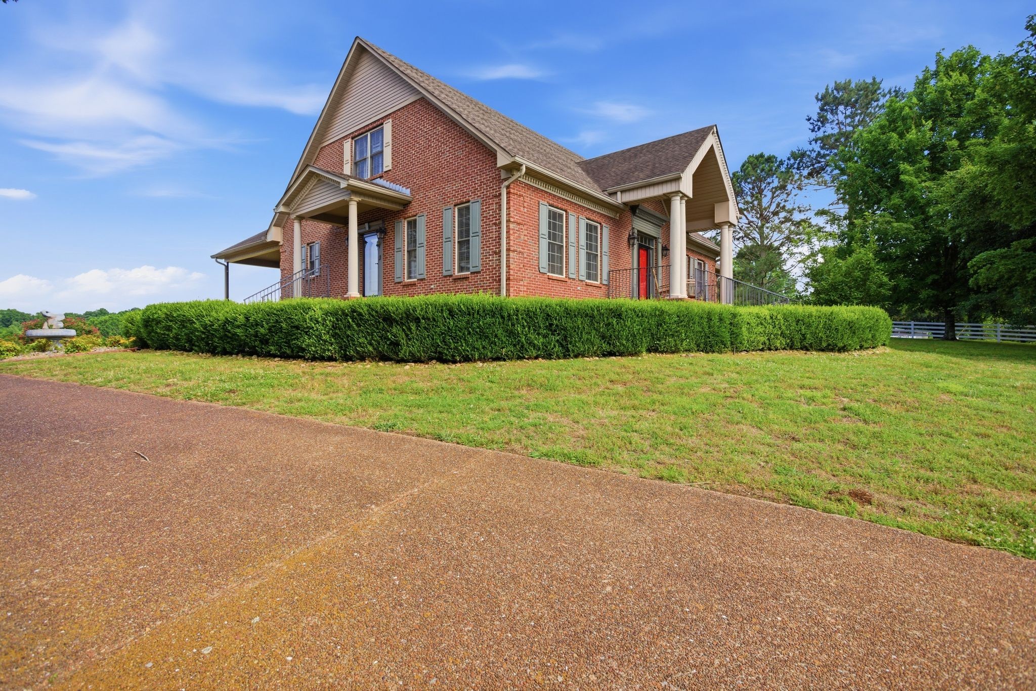 1150 Cochran Cemetery Road Lewisburg, TN 37091 - Photo 5 of 63 a front view of house with yard and green space