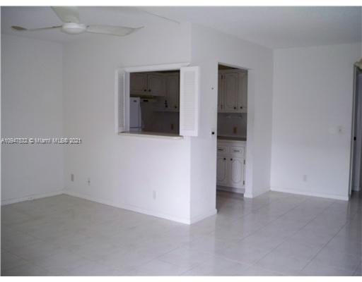 97 Mansfield C, Unit 97 Boca Raton, FL 33434 - Photo 2 of 8